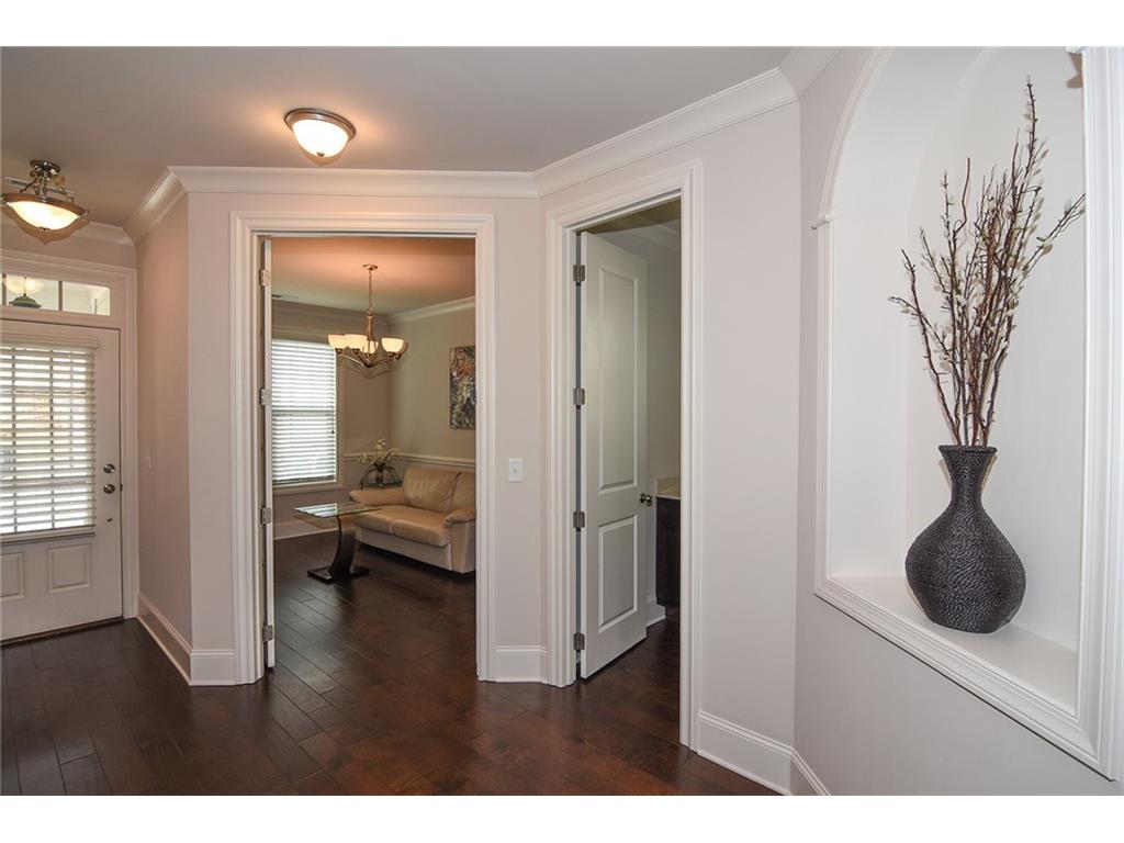 7705 Highland Bluff, Sandy Springs, GA 30328