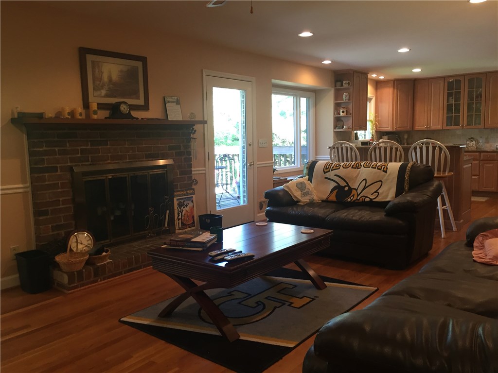 6230 River Shore Parkway, Sandy Springs, GA 30328
