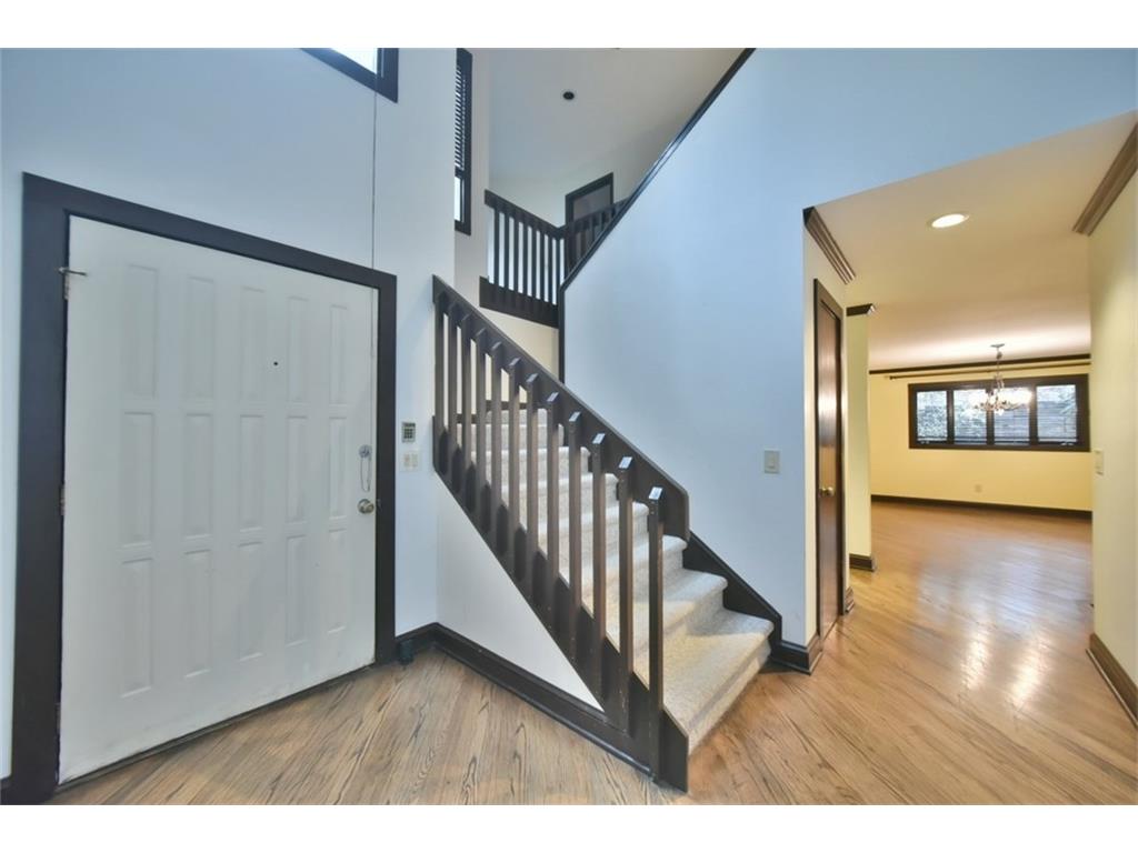 320 Benita Trace, Sandy Springs, GA 30328
