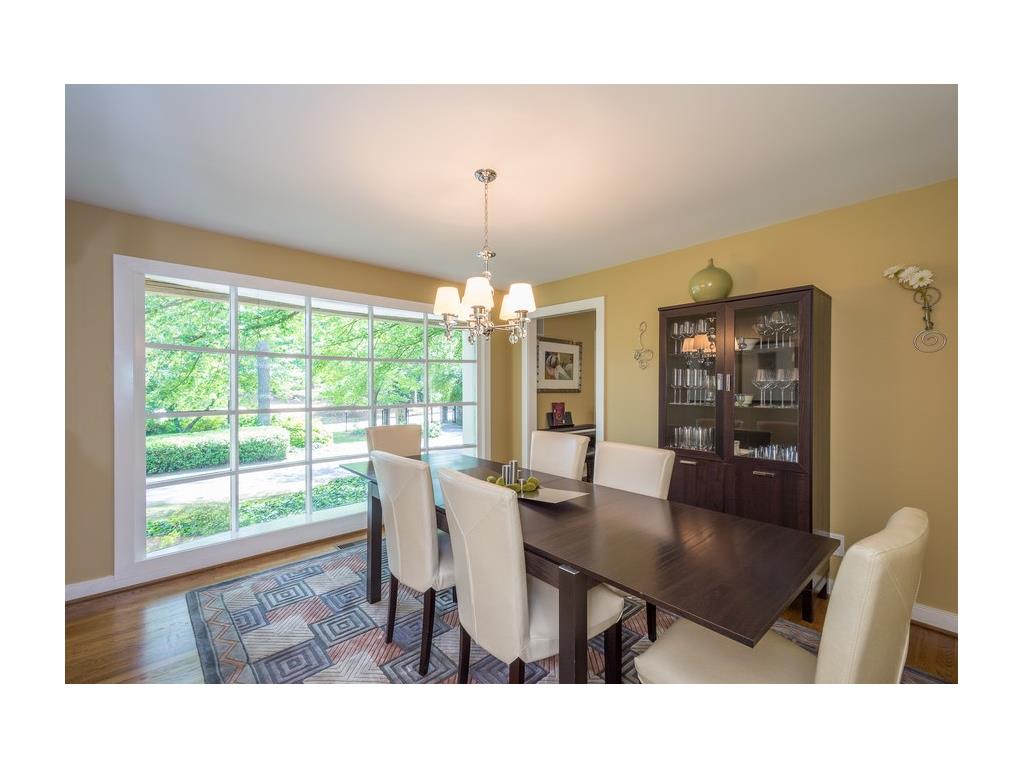 895 Heards Ferry Road, Sandy Springs, GA 30328