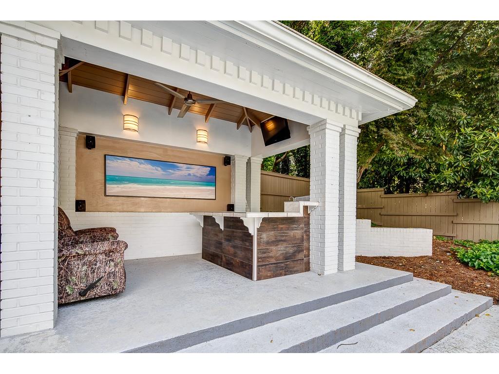 6175 Riverwood Drive NW, Atlanta, GA 30328