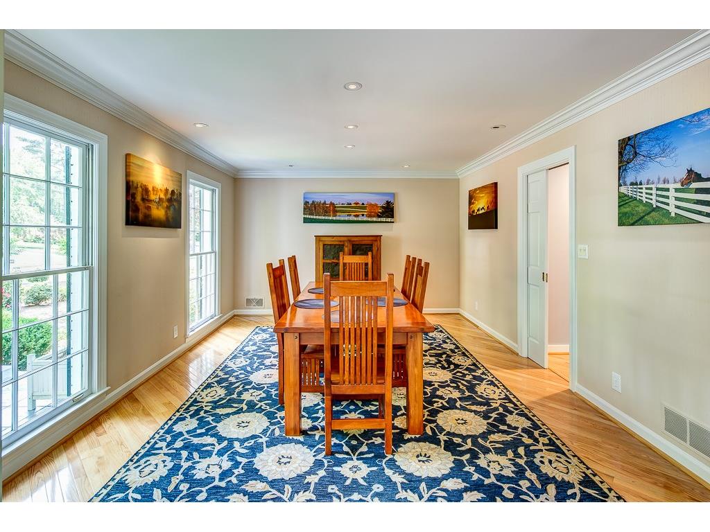 6175 Riverwood Drive NW, Atlanta, GA 30328