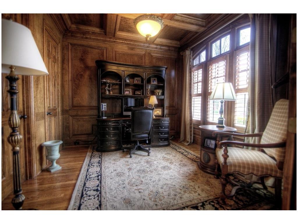 940 Glengate Place, Sandy Springs, GA 30328