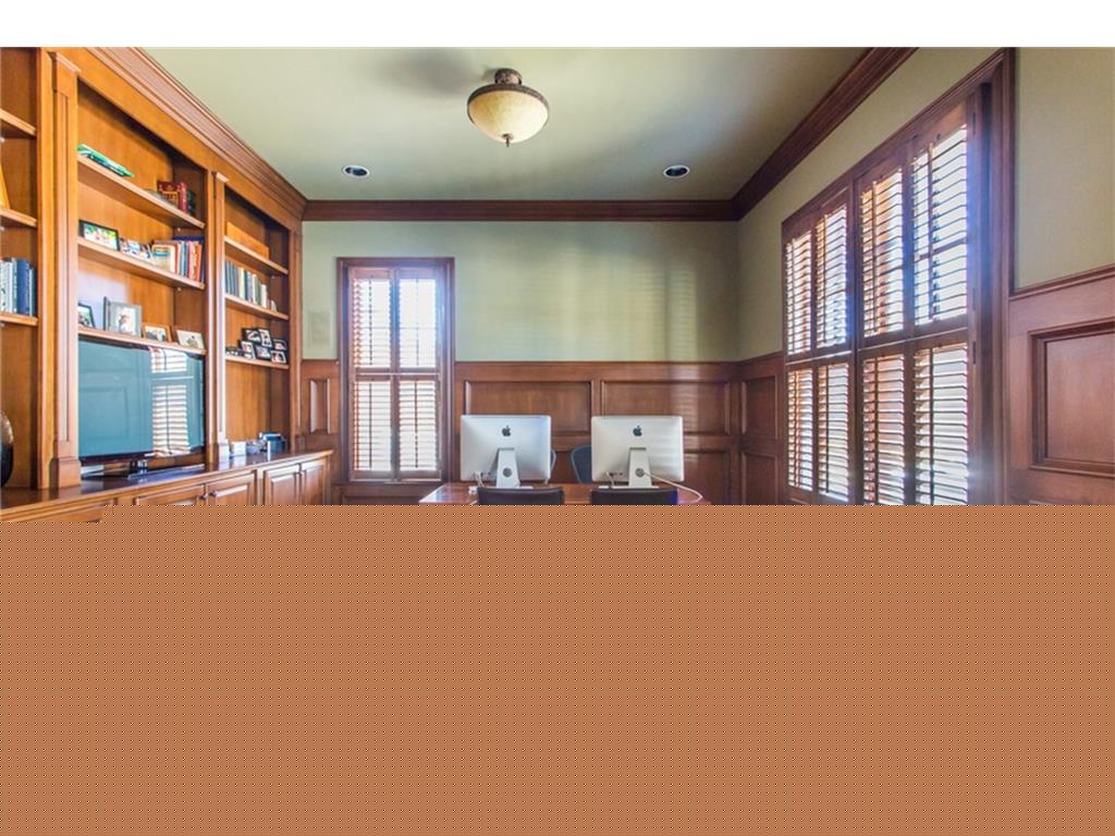 545 Glenmanor Court, Atlanta, GA 30328