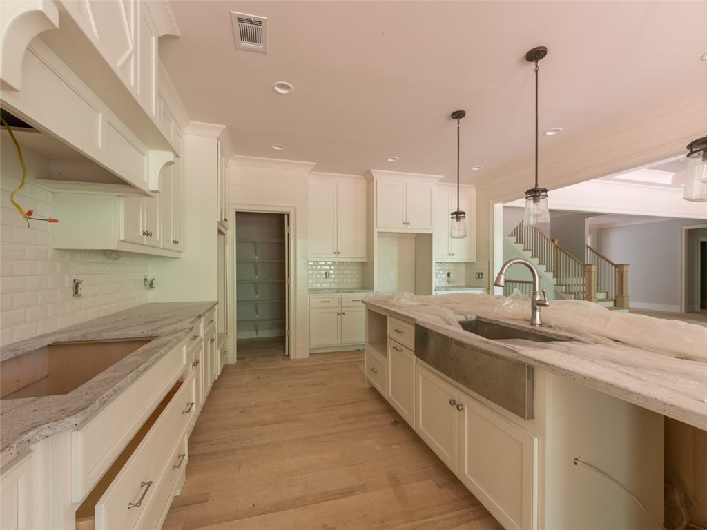 25 Wyndham Drive, Sandy Springs, GA 30328