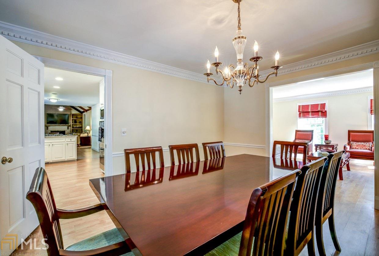 1756 Corners Cv, Dunwoody, GA 30338