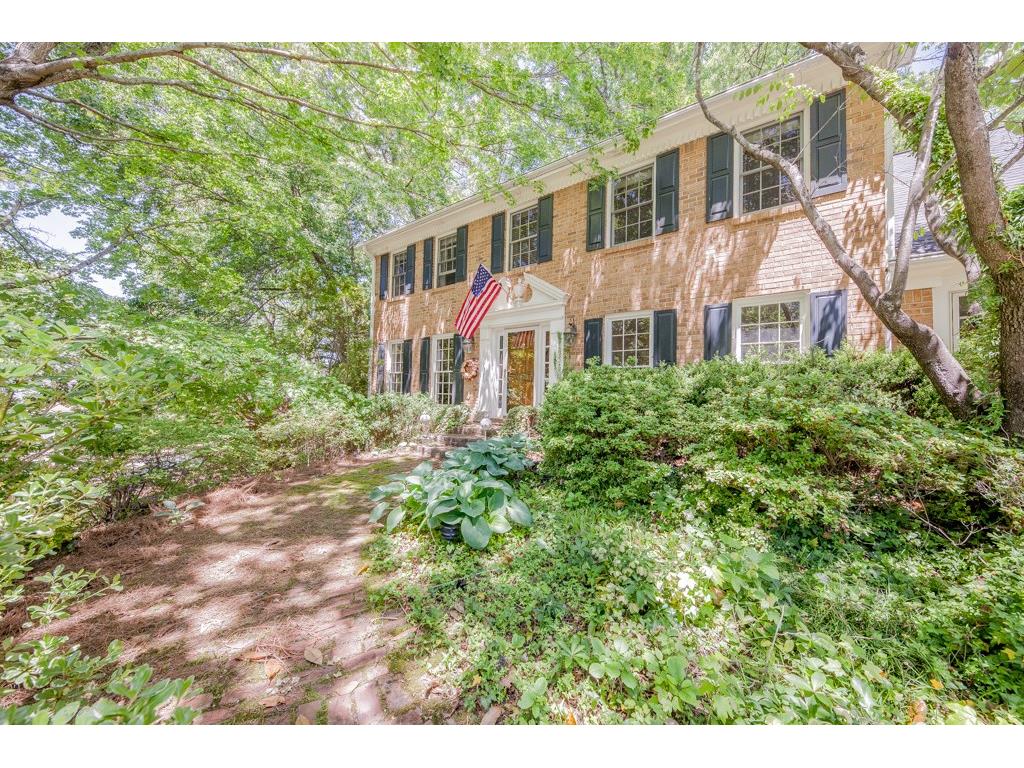 1878 Leiden Court, Dunwoody, GA 30338