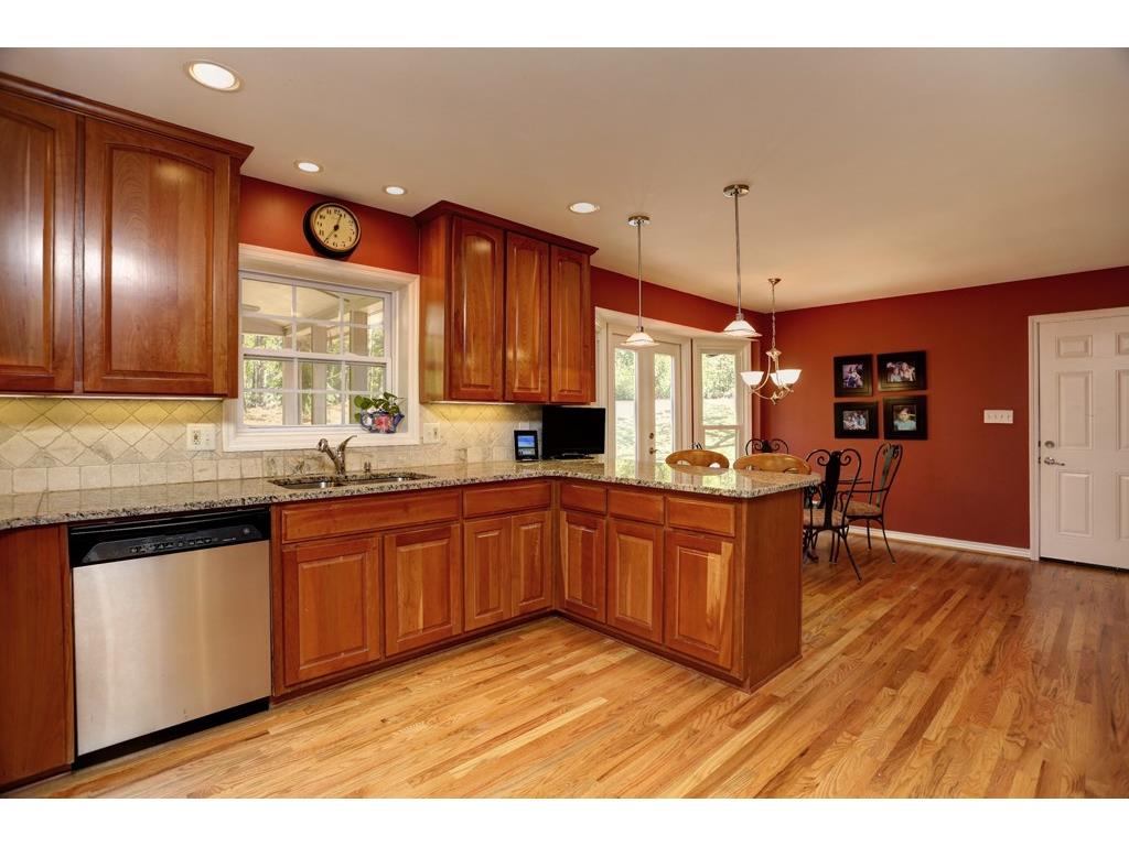 4091 Chestnut Ridge Drive, Dunwoody, GA 30338