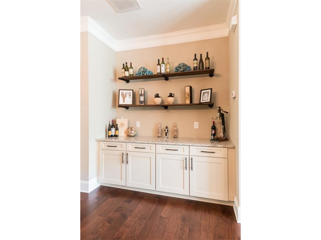 4770 Laurel Walk, Dunwoody, GA 30338