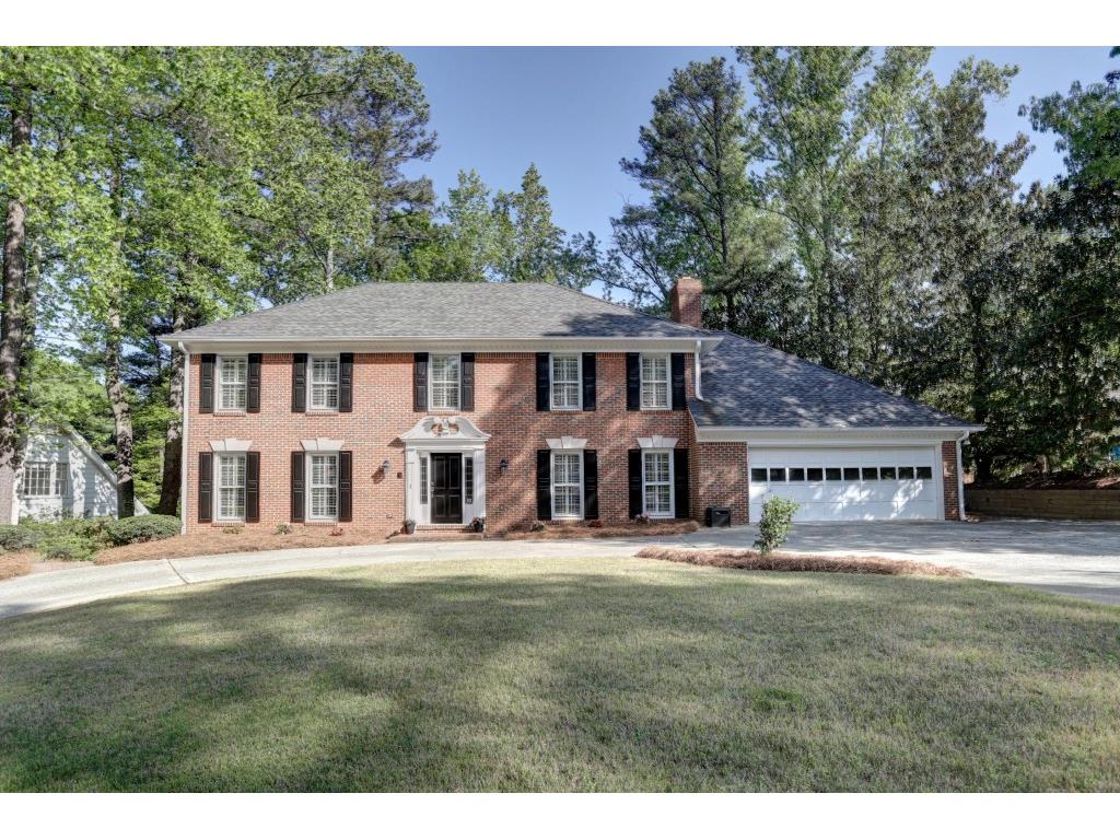 1532 Biddle Court, Dunwoody, GA 30338