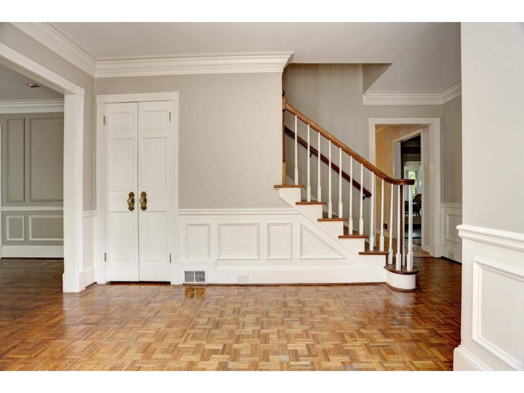 1532 Biddle Court, Dunwoody, GA 30338