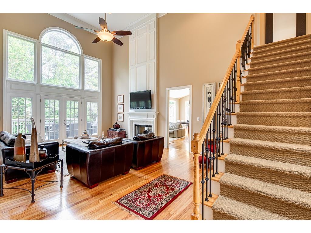 2377 Briarleigh Way, Dunwoody, GA 30338
