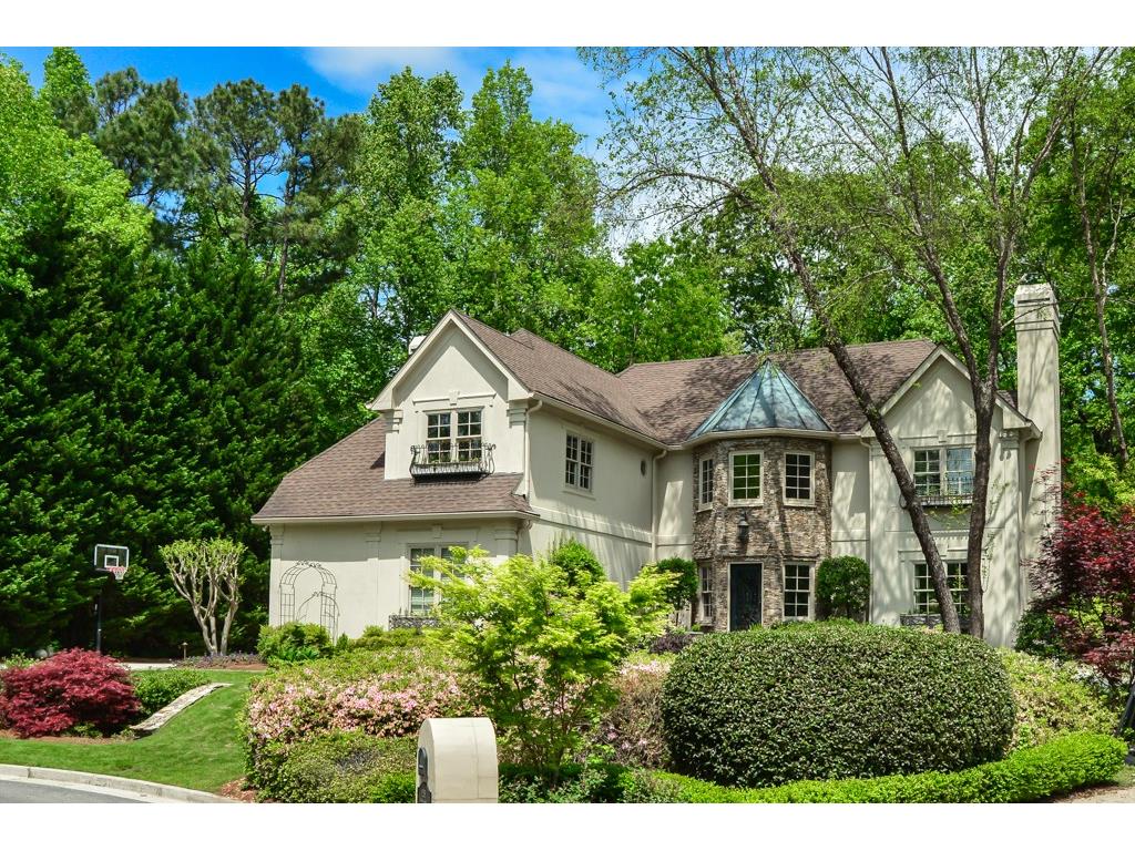1284 Manor Oaks Court, Dunwoody, GA 30338