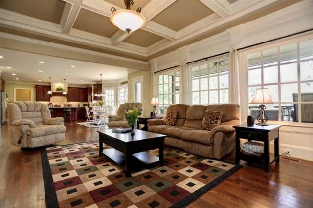 4899 Springfield Dr, Dunwoody, United States 30338