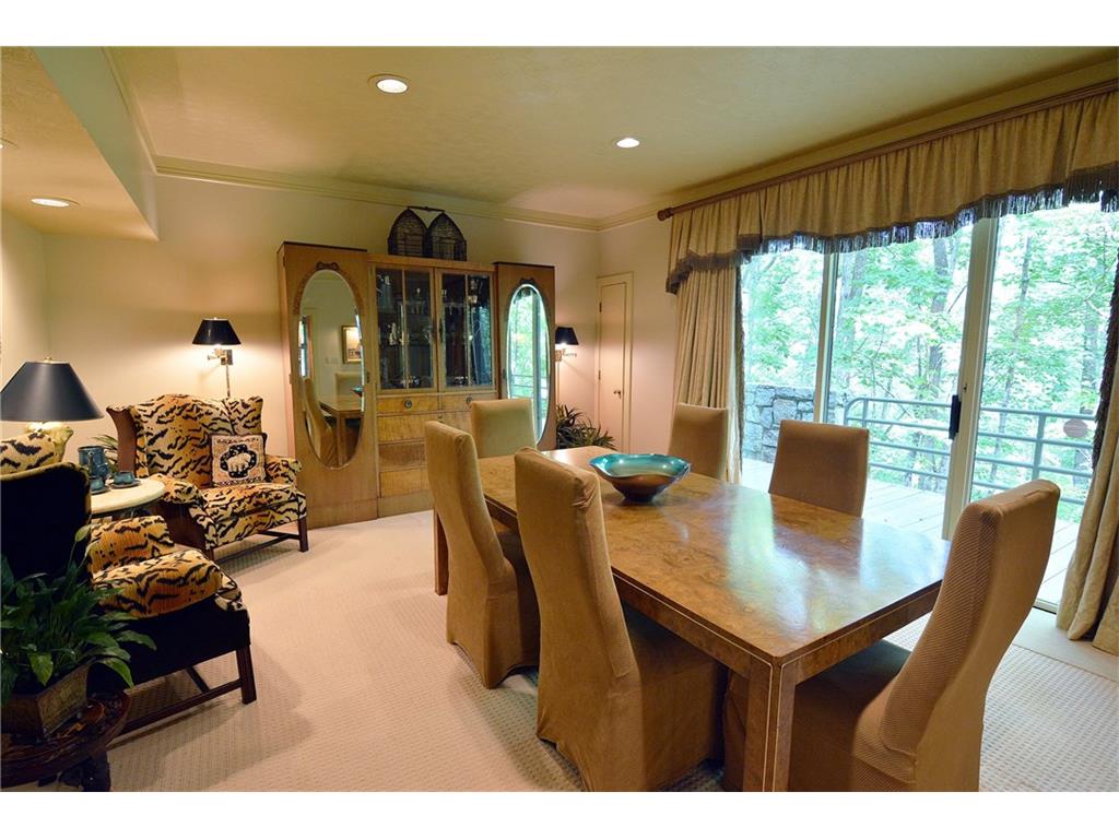 1601 Manhasset Farm Road, Dunwoody, GA 30338