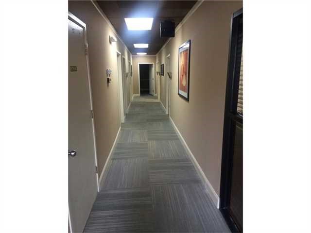 1950 N Park Pl, Atlanta, United States 30339