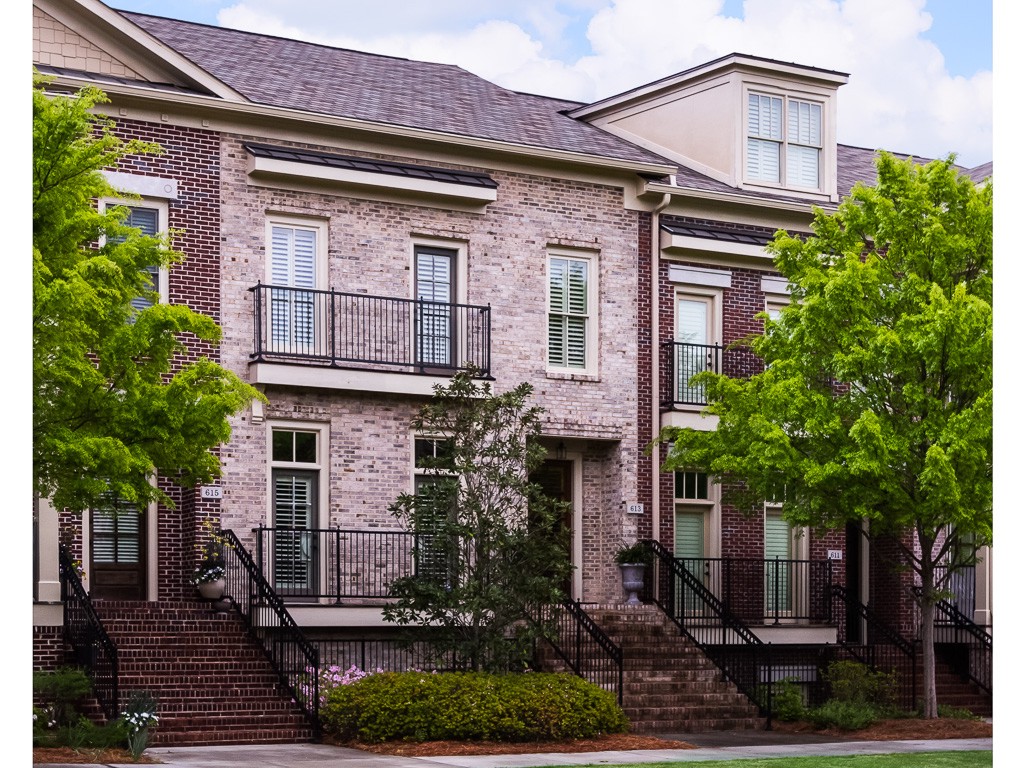 613 Riverlawn Court, Atlanta, GA 30339