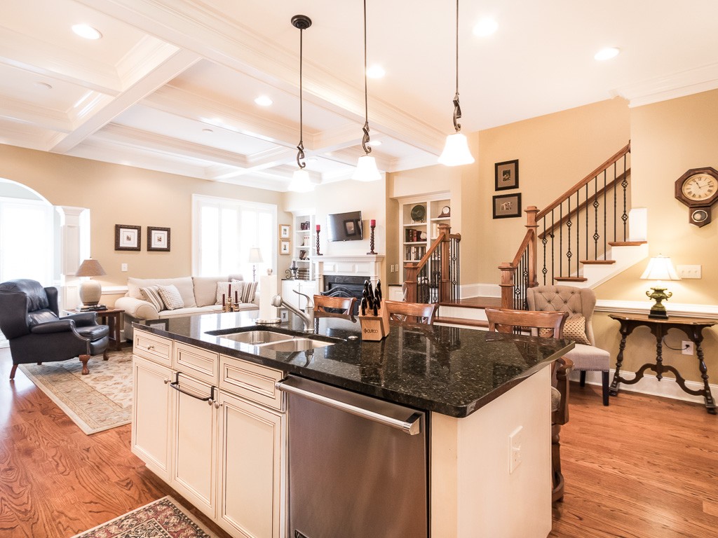 613 Riverlawn Court, Atlanta, GA 30339