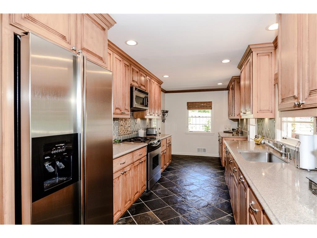 525 Timber Valley Road, Atlanta, GA 30342