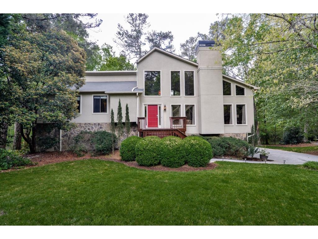 225 Marilyn Place, Atlanta, GA 30342