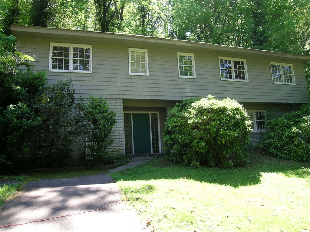 4026 Land O Lakes Drive NE, Atlanta, GA 30342