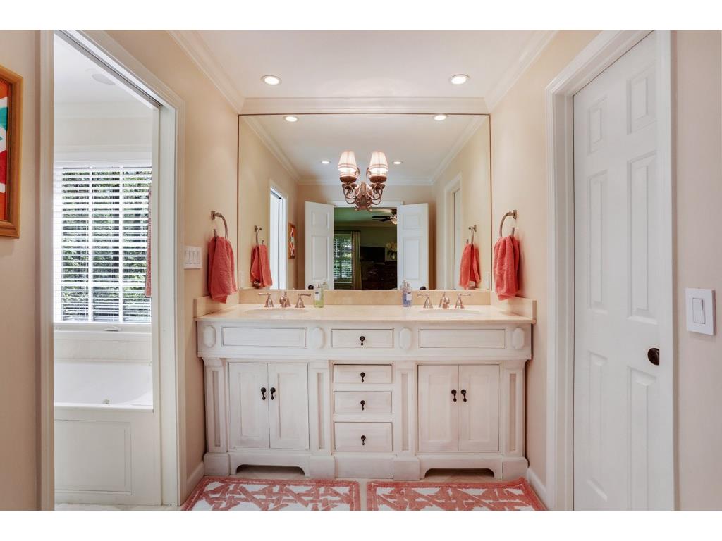 4227 Glengary Drive, Atlanta, GA 30342