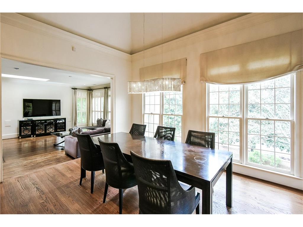 220 Windsor Gate Cove, Atlanta, GA 30342