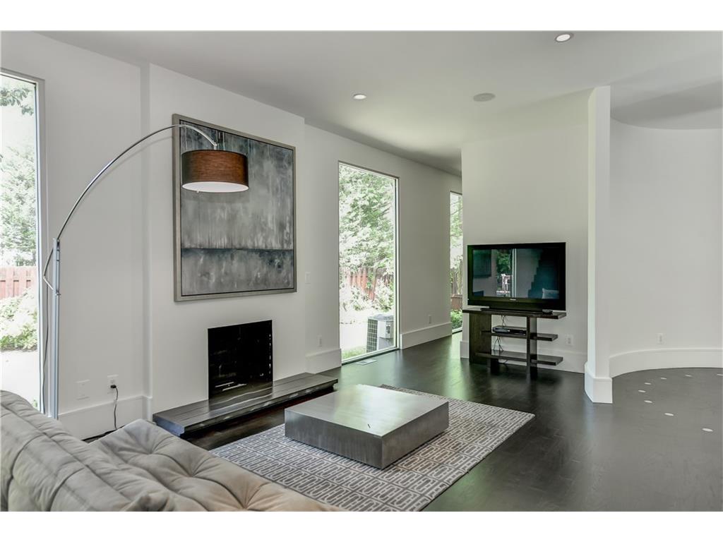 3870 Land O Lakes Drive NE, Atlanta, GA 30342