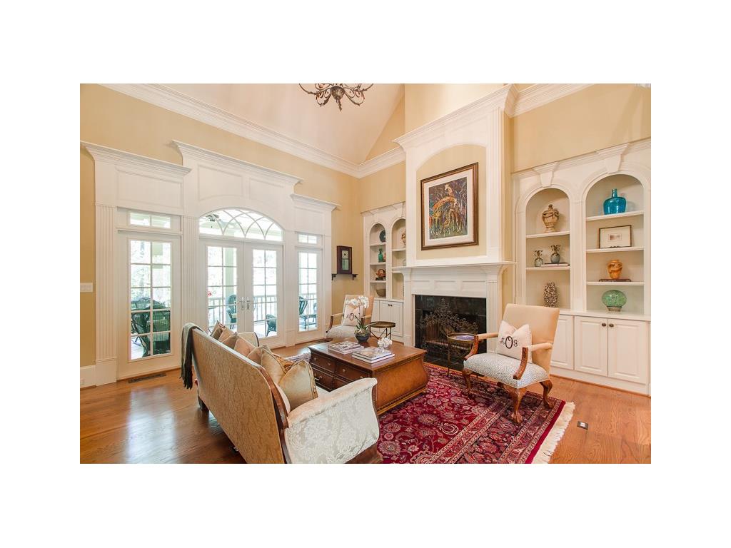 95 STEWART Drive, Sandy Springs, GA 30342