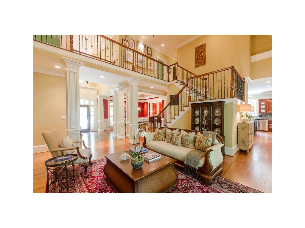 95 STEWART Drive, Sandy Springs, GA 30342