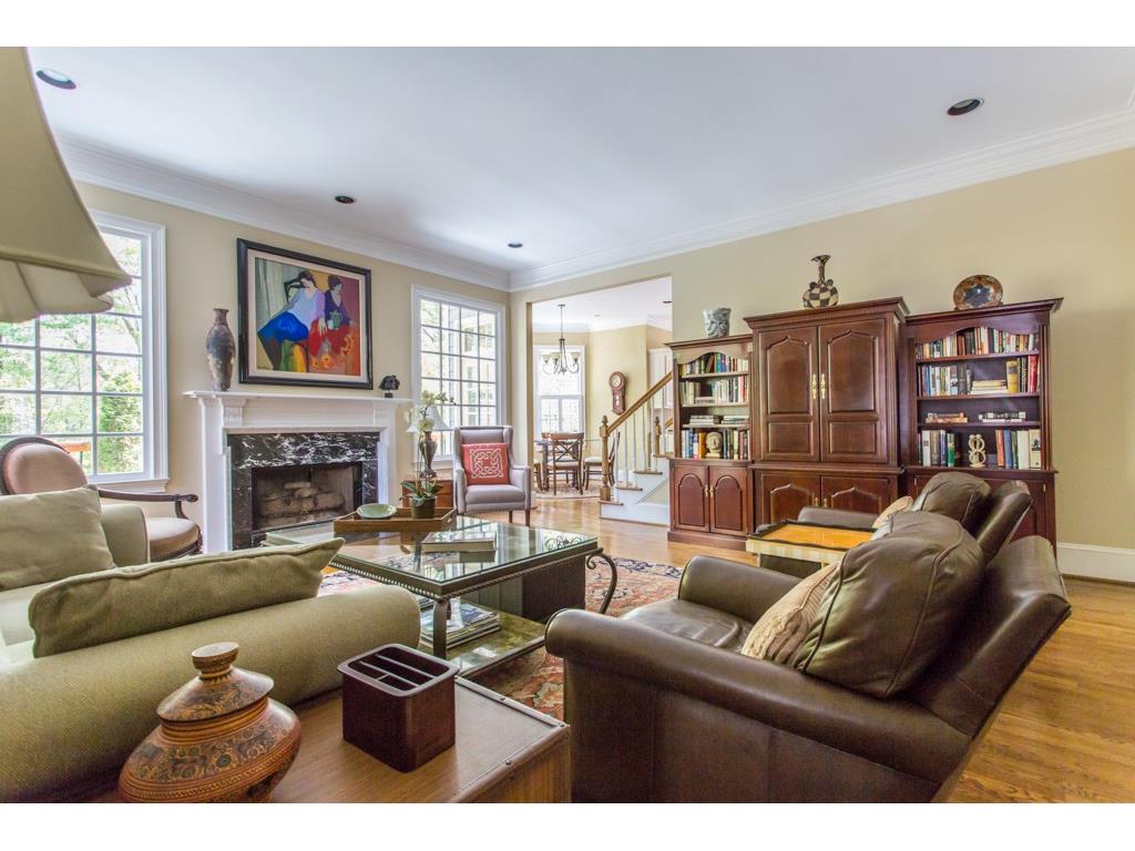 16 Rose Gate Drive NE, Atlanta, GA 30342