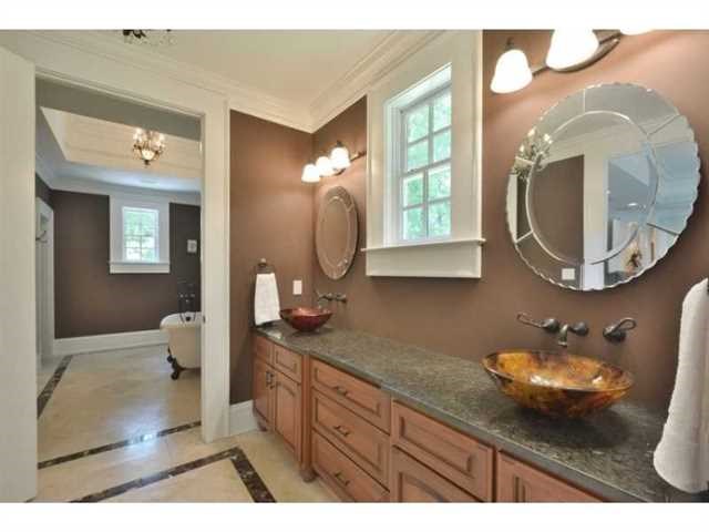 4595 Mystic Dr, Sandy Springs, United States 30342