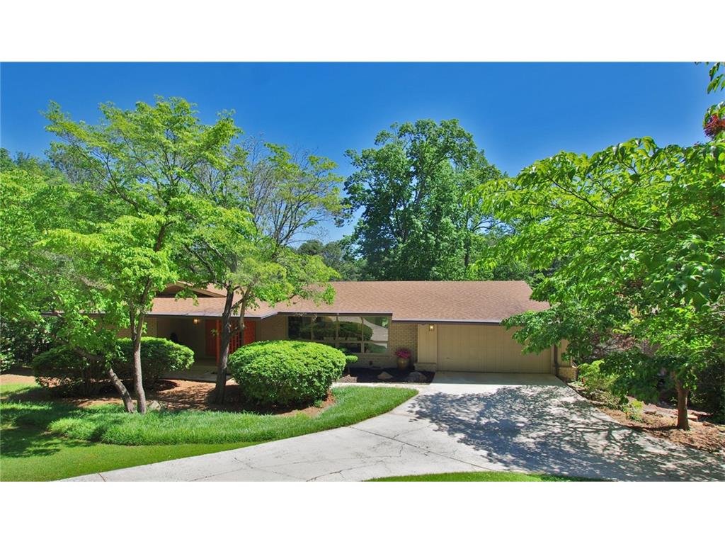 2579 Lake Flair Circle NE, Atlanta, GA 30345