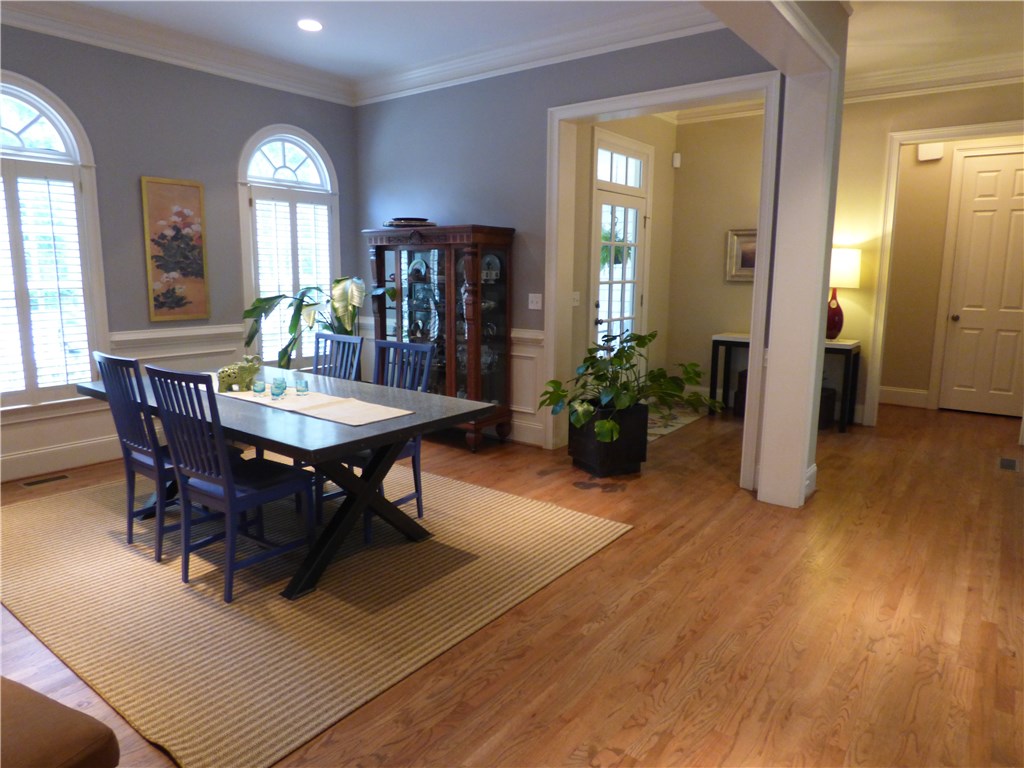 2833 Payton Oaks Drive, Atlanta, GA 30345