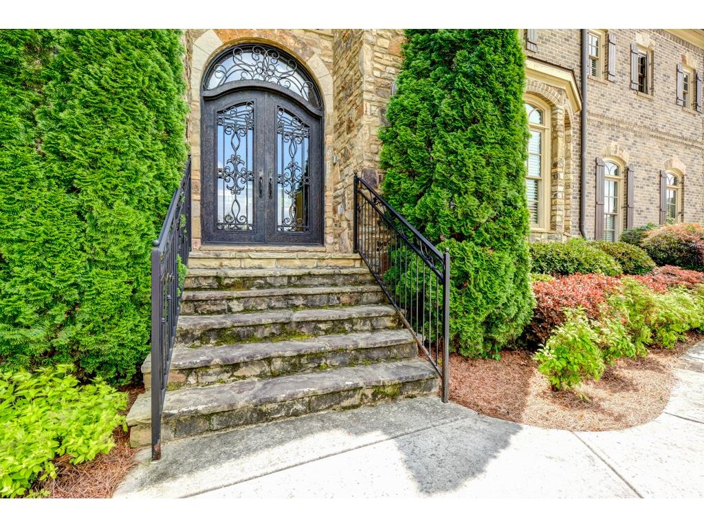 2005 Shaudi Lane, Atlanta, GA 30345