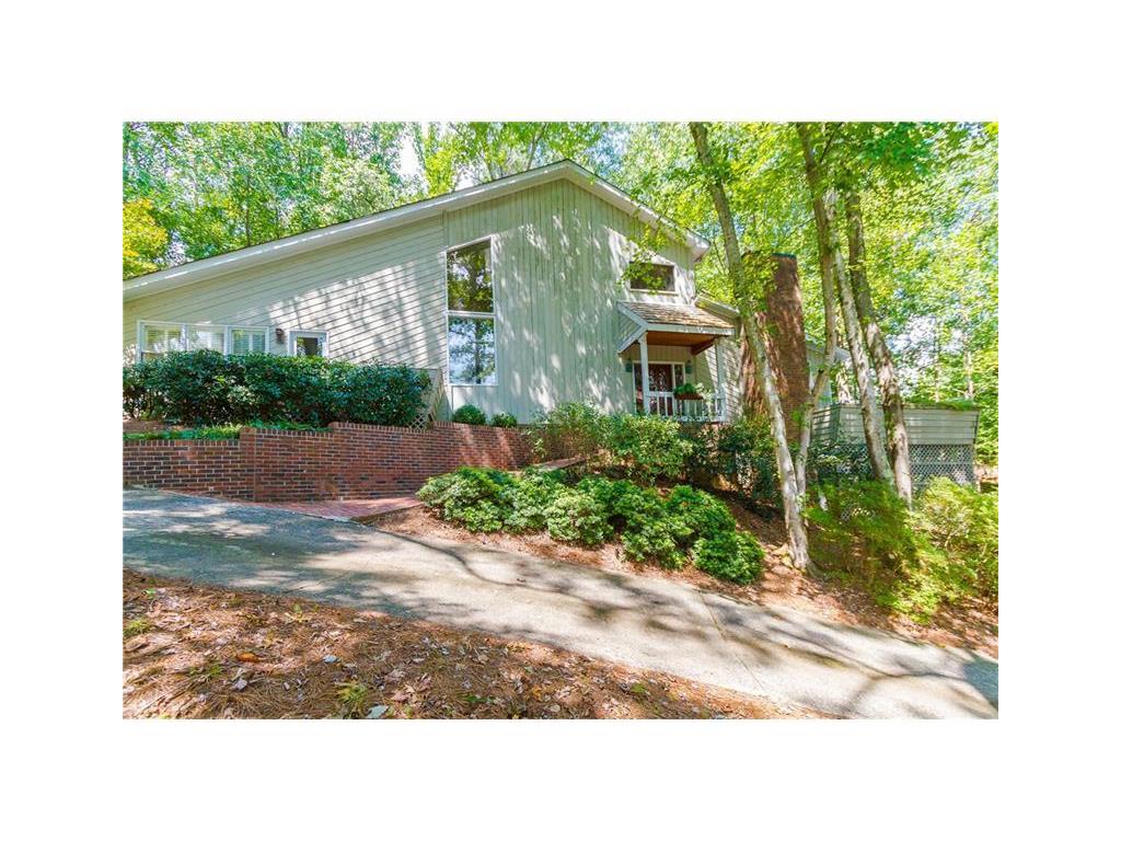 9660 Huntcliff Trace, Sandy Springs, GA 30350