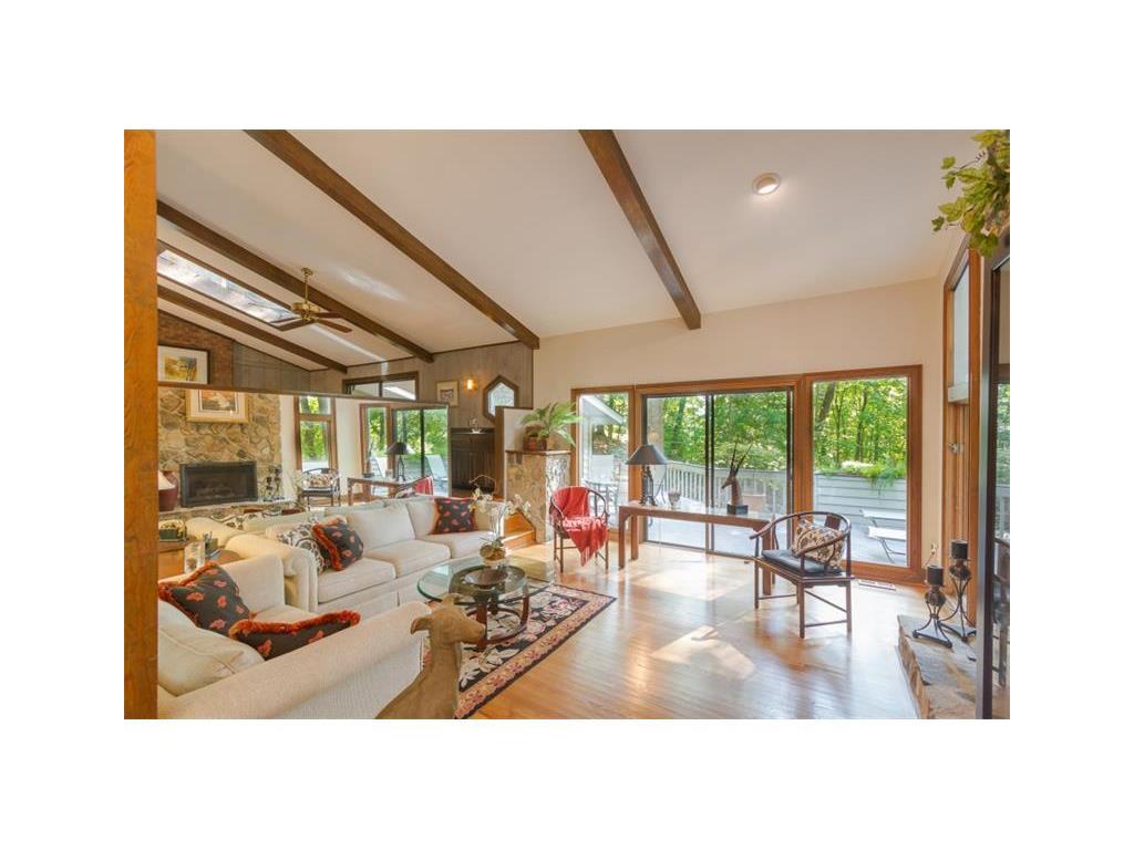 9660 Huntcliff Trace, Sandy Springs, GA 30350