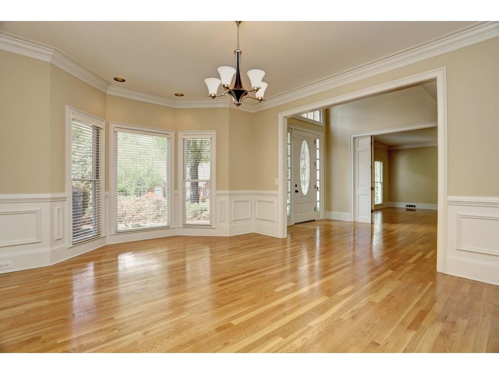 125 Savannah Estates Drive, Sandy Springs, GA 30350