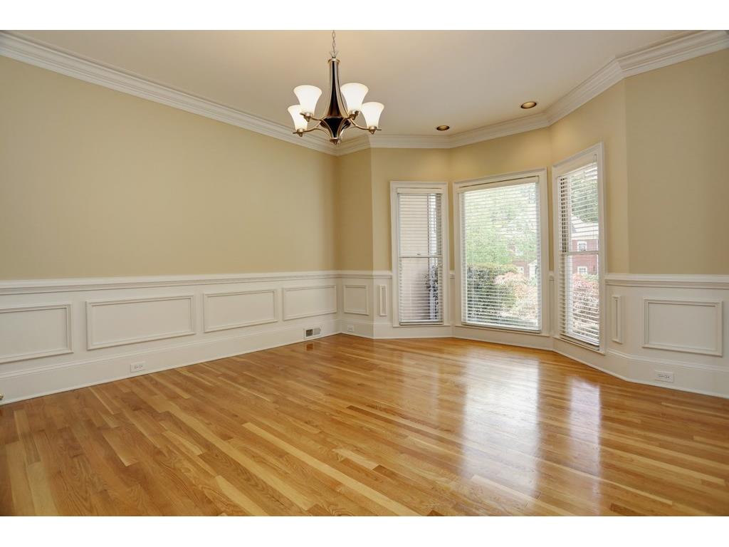 125 Savannah Estates Drive, Sandy Springs, GA 30350