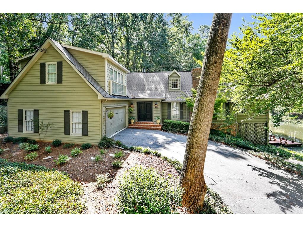 9020 Huntcliff Trace, Atlanta, GA 30350