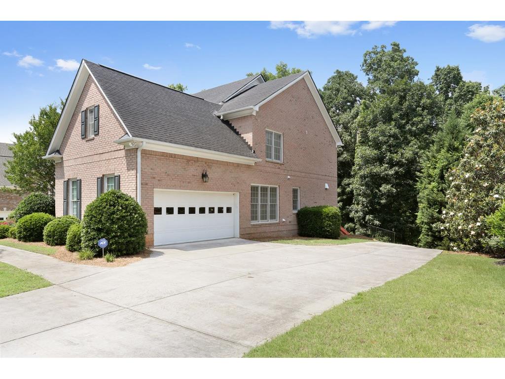 425 Trowgate Lane, Sandy Springs, GA 30350
