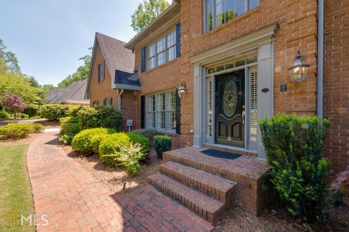 7390 Stoneykirk Close, Sandy Springs, GA 30350