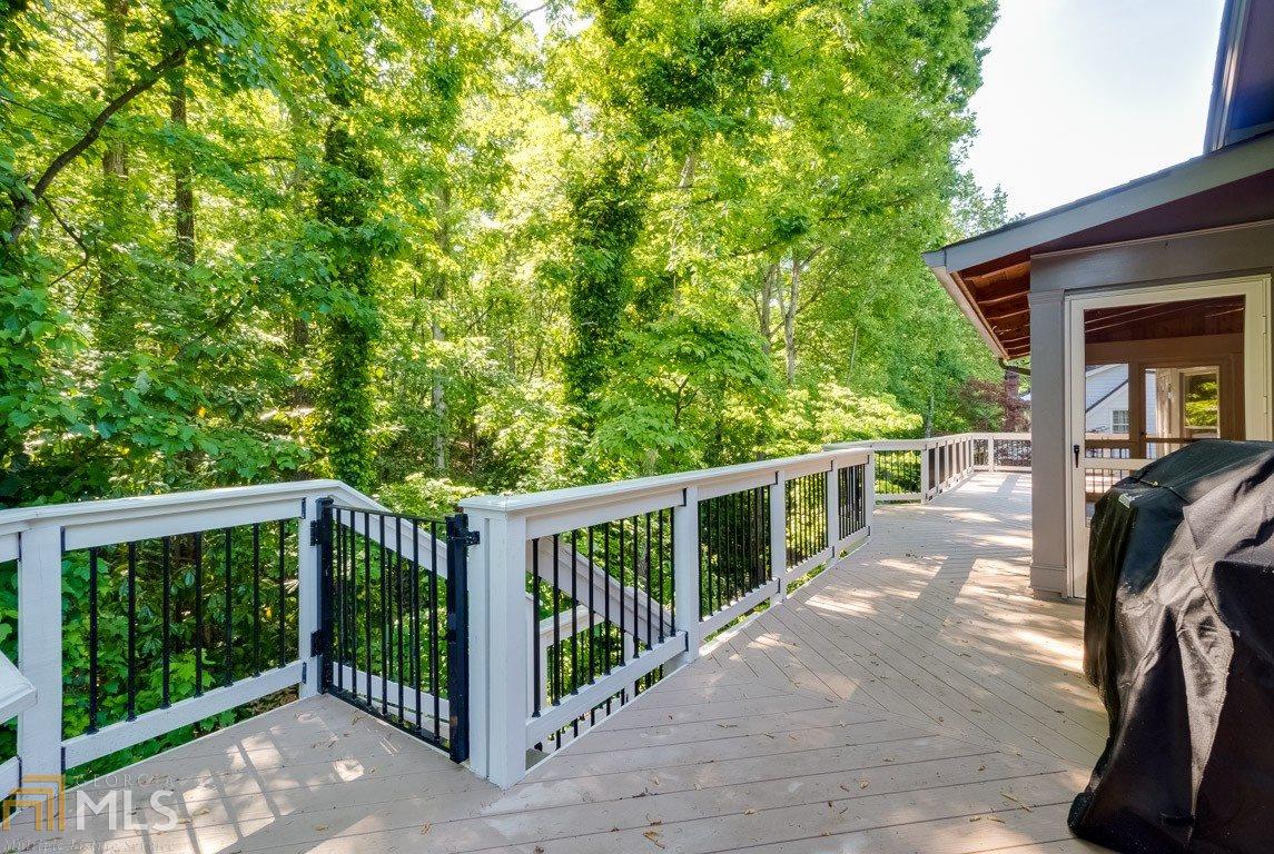 7390 Stoneykirk Close, Sandy Springs, GA 30350