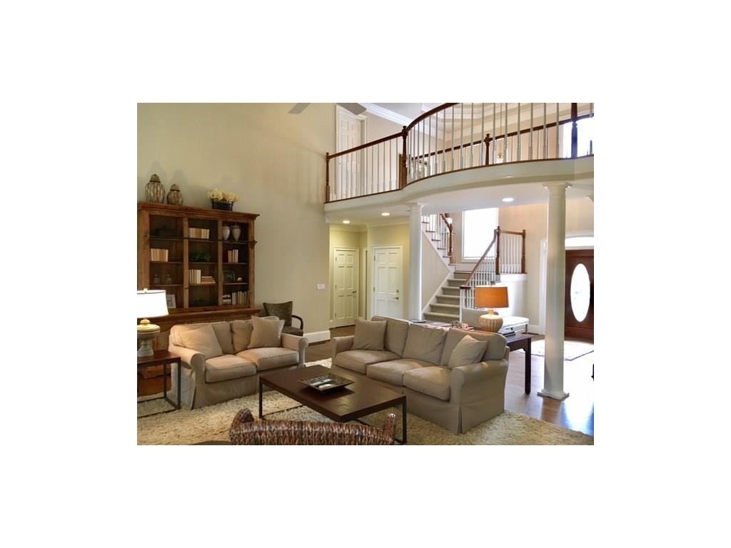 105 Hemmingwood Way, Atlanta, GA 30350