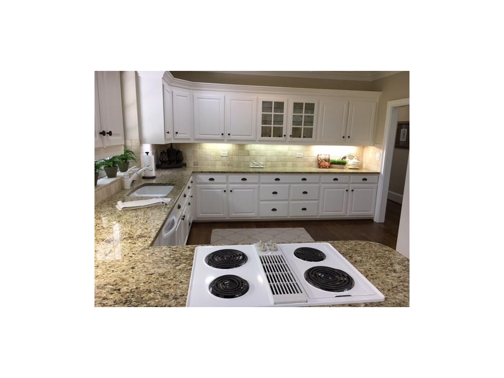 105 Hemmingwood Way, Atlanta, GA 30350
