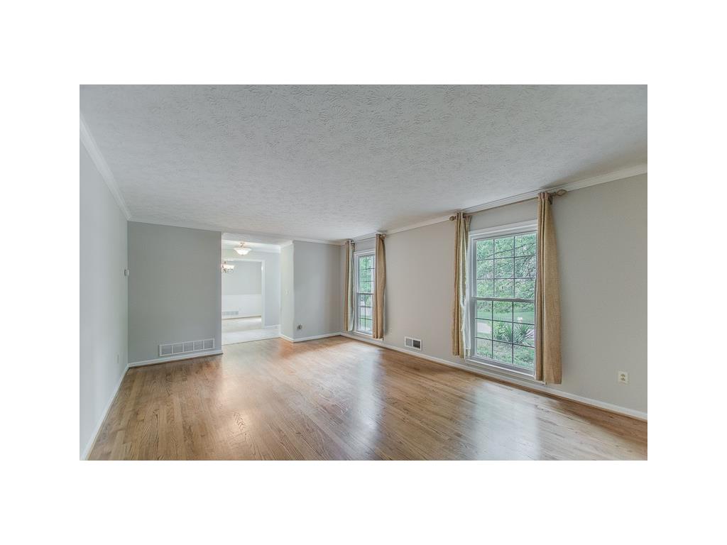 7595 Spalding Lane, Sandy Springs, GA 30350