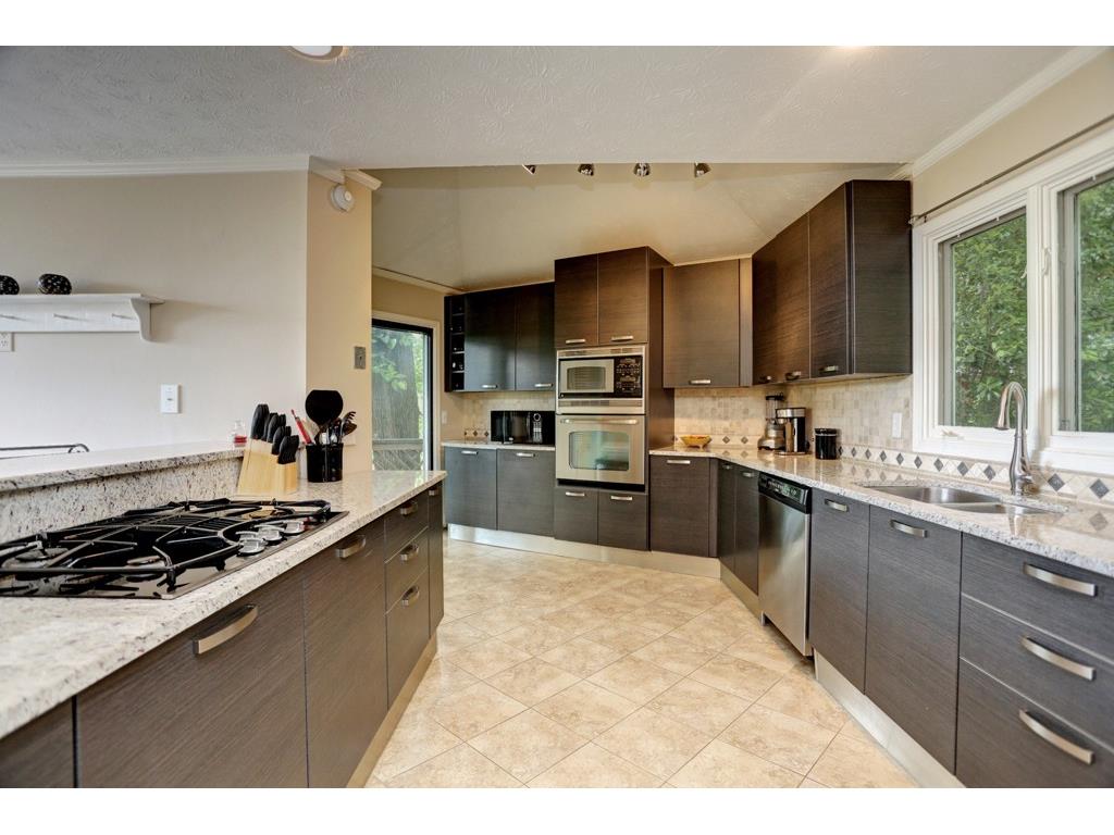 140 Huntcliff Point NE, Atlanta, GA 30350