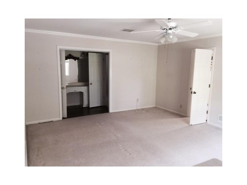 8135 Winged Foot Drive, Sandy Springs, United States 30350