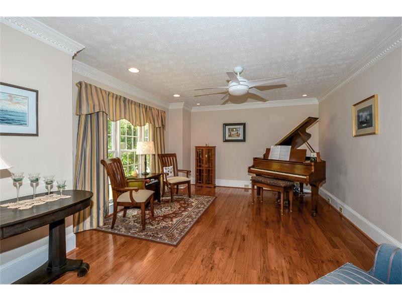305 Spindle Court, Sandy Springs, United States 30350