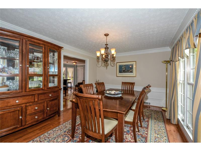 305 Spindle Court, Sandy Springs, United States 30350